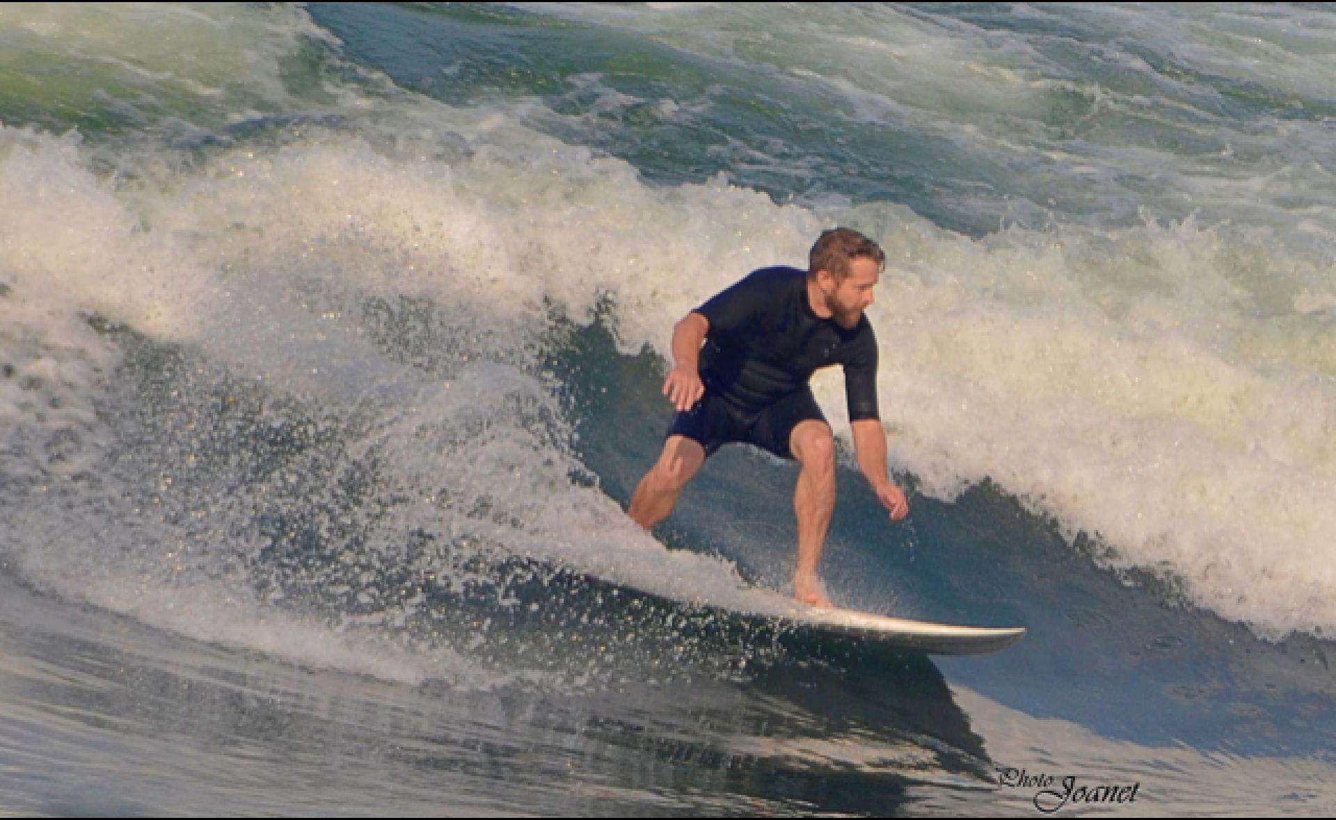 Alex Trudeau surf laisse-toi guider protection environnement océan réZin vin