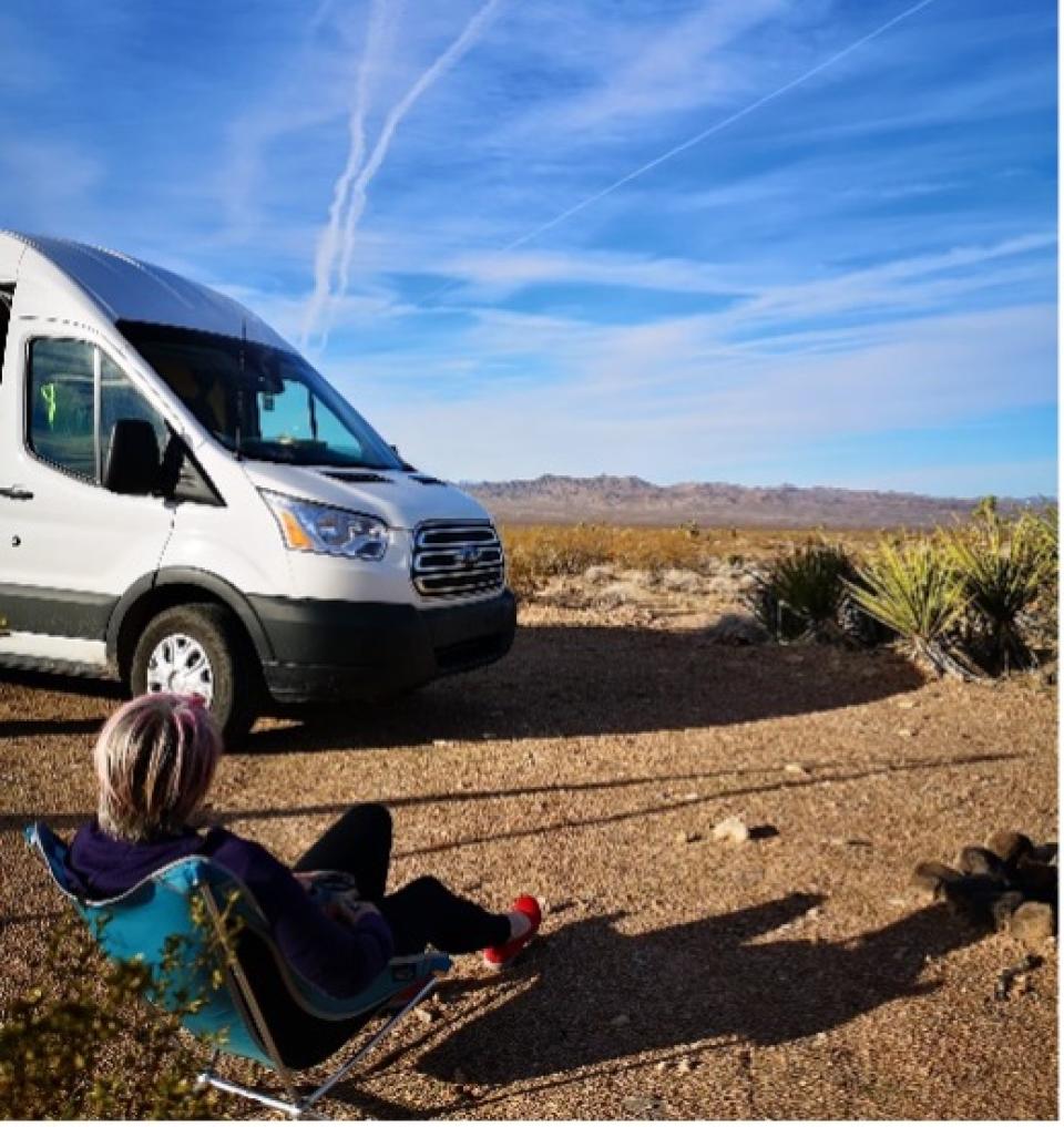 vanlife, aventure, transformation de fourgon, camper, voyage en van, road trip, liberté, voyage spontané, réZin, vin